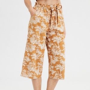 American Eagle Palm Printed Culotte Pants